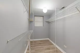 1228 W Glenlake Ave, Chicago, IL 60660 - Photo 6