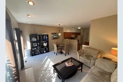 1045 Woodview Court, Aurora, IL 60502 - Photo 4