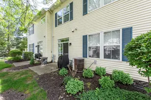 2896 Falling Waters Ln, Lindenhurst, IL 60046 - Photo 34