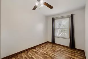 7604 Bristol Ln, Hanover Park, IL 60133 - Photo 8