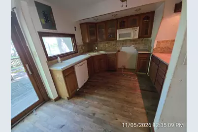 8506 Riley Road, Wonder Lake, IL 60097 - Photo 6