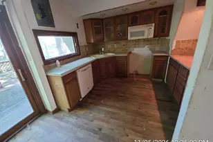 8506 Riley Rd, Wonder Lake, IL 60097 - Photo 6