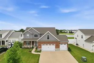 311 Bradford Ave, Savoy, IL 61874 - Photo 2