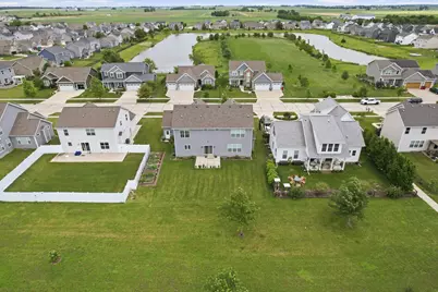 311 Bradford Avenue, Savoy, IL 61874 - Photo 6