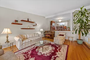 7615 Arcadia St, Morton Grove, IL 60053 - Photo 6