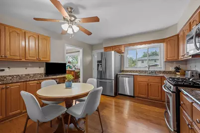 7615 Arcadia Street, Morton Grove, IL 60053 - Photo 10