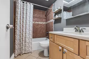 9111 S Roberts Rd, Hickory Hills, IL 60457 - Photo 10