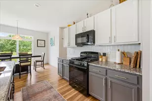 21228 Coventry Cir, Shorewood, IL 60404 - Photo 12