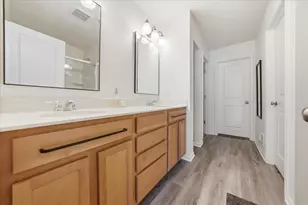 21228 Coventry Cir, Shorewood, IL 60404 - Photo 32