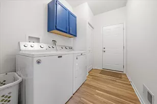 21228 Coventry Cir, Shorewood, IL 60404 - Photo 10