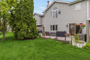 8316 High Point Cir, Darien, IL 60561 - Photo 22