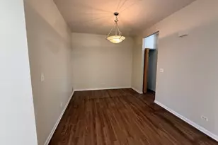 591 W Kristina Ln, Round Lake, IL 60073 - Photo 6