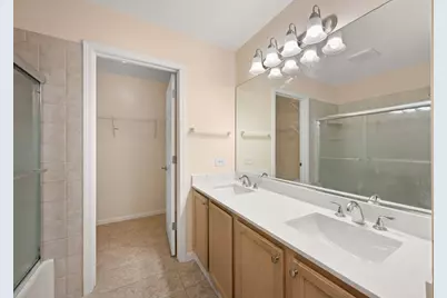 2470 Fairchild Lane, West Chicago, IL 60185 - Photo 20