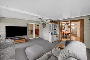 633 Emmert Dr, Sycamore, IL 60178 - Photo 14
