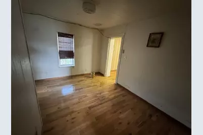 937 Montgomery Avenue, Aurora, IL 60506 - Photo 8