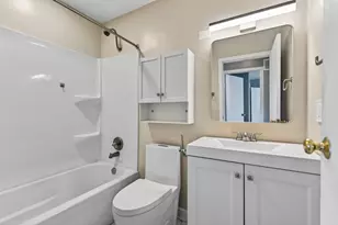 1914 N Alpine Dr, Glendale Heights, IL 60139 - Photo 18