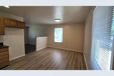 1820 222nd Street, Sauk Village, IL 60411 - Photo 4