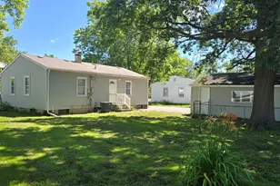 1820 222nd St, Sauk Village, IL 60411 - Photo 12