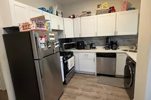 854 W George St, Chicago, IL 60657 - Photo 4