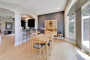 1281 S Falcon Dr, Palatine, IL 60067 - Photo 8