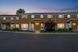 2138 Rugen Rd, Glenview, IL 60026 - Photo 32