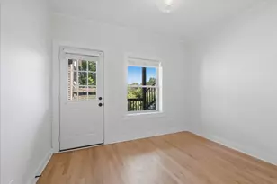 2152 W Ainslie St, Chicago, IL 60625 - Photo 14