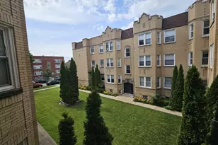 6545 N Francisco Ave, Chicago, IL 60645 - Photo 6