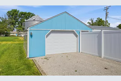 209 S Broadway, Hoffman, IL 62250 - Photo 36