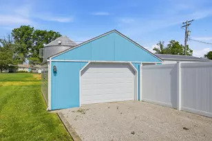209 S Broadway, Hoffman, IL 62250 - Photo 36