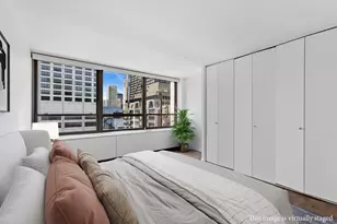 222 E Pearson St, Chicago, IL 60611 - Photo 8