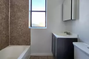 3217 W Diversey Ave, Chicago, IL 60647 - Photo 8