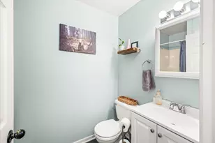 414 Flanagan Cir, Minooka, IL 60447 - Photo 8