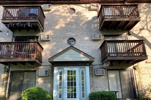 508 E Spruce Dr, Palatine, IL 60074 - Photo 1