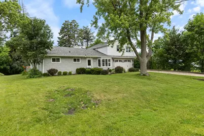 5524 S Bruner Street, Hinsdale, IL 60521 - Photo 2