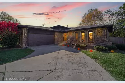 640 Aspen Street, Frankfort, IL 60423 - Photo 2