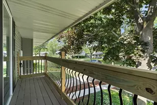 449 White Pine Rd, Buffalo Grove, IL 60089 - Photo 28