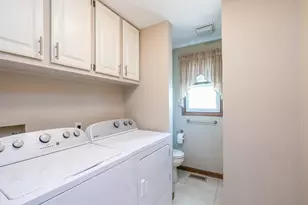 778 Woodstock Ln, Bourbonnais, IL 60914 - Photo 38