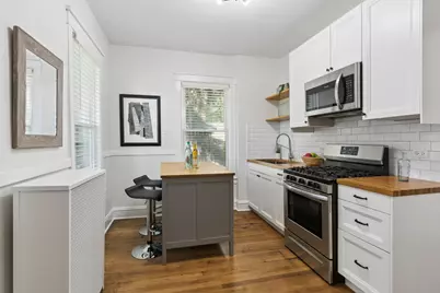 4908 W Pensacola Avenue, Chicago, IL 60641 - Photo 6