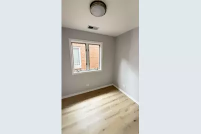 341 W 24th Street #3, Chicago, IL 60616 - Photo 8
