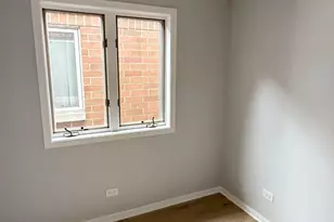 341 W 24th St, Chicago, IL 60616 - Photo 8