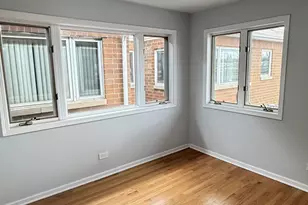 341 W 24th St, Chicago, IL 60616 - Photo 10