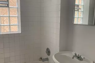 5172 S King Dr, Chicago, IL 60615 - Photo 6