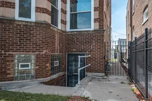 7952 S Elizabeth St, Chicago, IL 60620 - Photo 28