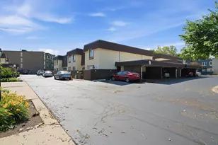 4042 Trafalgar Ln, Oak Lawn, IL 60453 - Photo 24