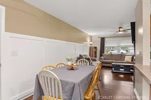 8 Dolphin Ct, Oswego, IL 60543 - Photo 8