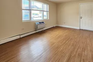 5741 W 35th St, Cicero, IL 60804 - Photo 2