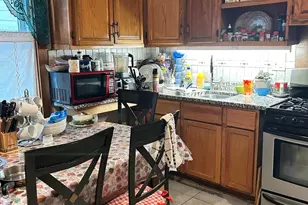 1305 S 51st Ave, Cicero, IL 60804 - Photo 8