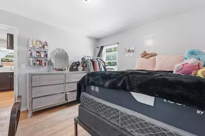 7201 S Sawyer Avenue, Chicago, IL 60629 - Photo 22