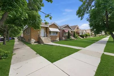 7201 S Sawyer Avenue, Chicago, IL 60629 - Photo 4