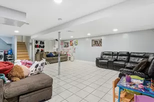 7201 S Sawyer Ave, Chicago, IL 60629 - Photo 20